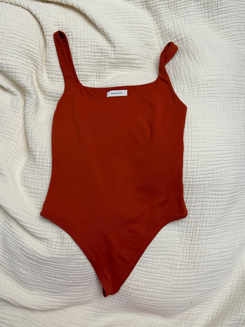 Aritzia Babaton Contour Square Neck Bodysuit